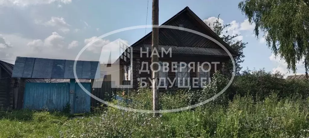 Дом в Удмуртия, Сарапульский район, с. Выезд ул. Труда, 11 (31 м) - Фото 1
