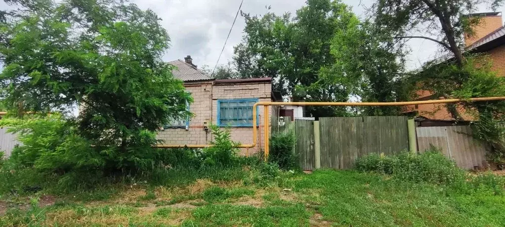 Дом в Воронежская область, Россошь Октябрьская пл., 84 (65 м) - Фото 0