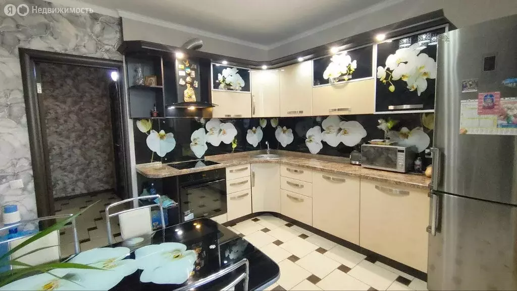 2-комнатная квартира: Оренбург, Транспортная улица, 18/2 (56.4 м) - Фото 0