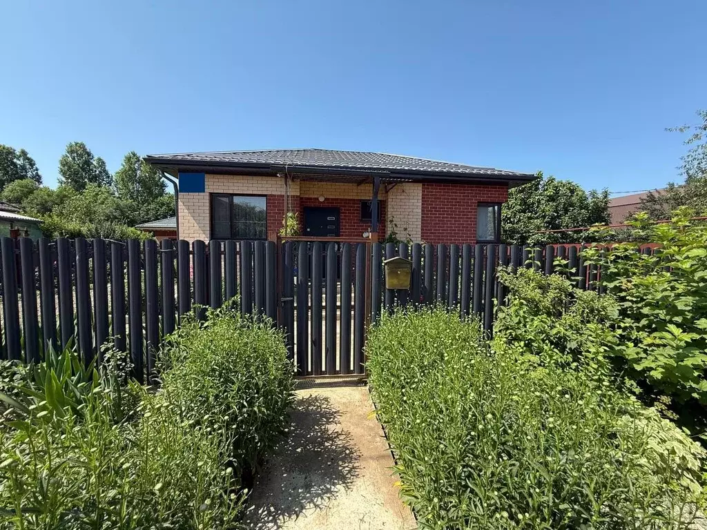 Дом в Краснодарский край, Белореченский район, Родниковское с/пос, ... - Фото 0