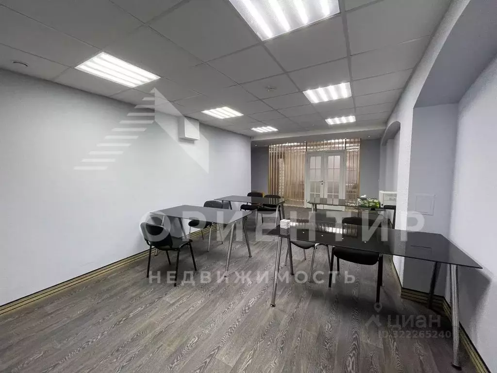 Офис в Свердловская область, Екатеринбург ул. Барвинка, 14 (35 м) - Фото 2