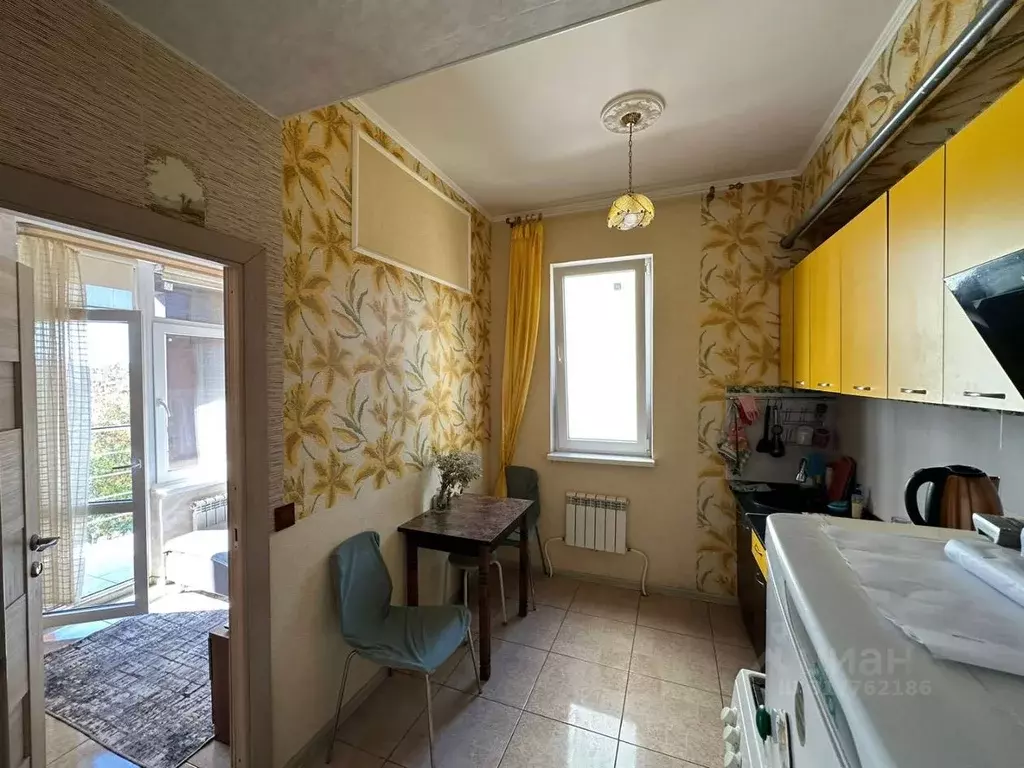 2-к кв. Краснодарский край, Сочи Донская мкр, пер. Чехова, 8 (39.8 м) - Фото 0