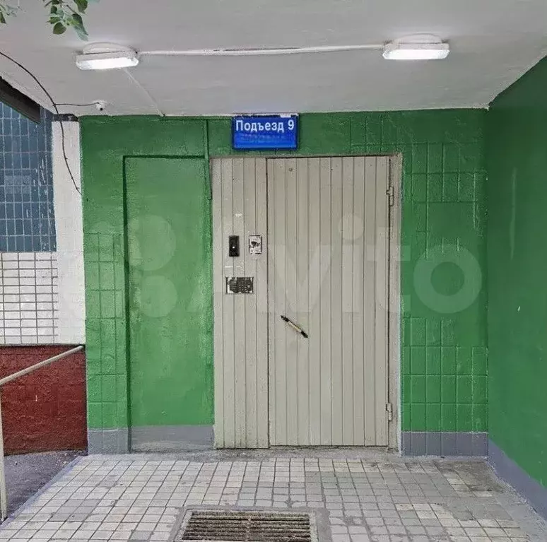 Комната 12,5 м в 2-к., 1/9 эт. - Фото 1