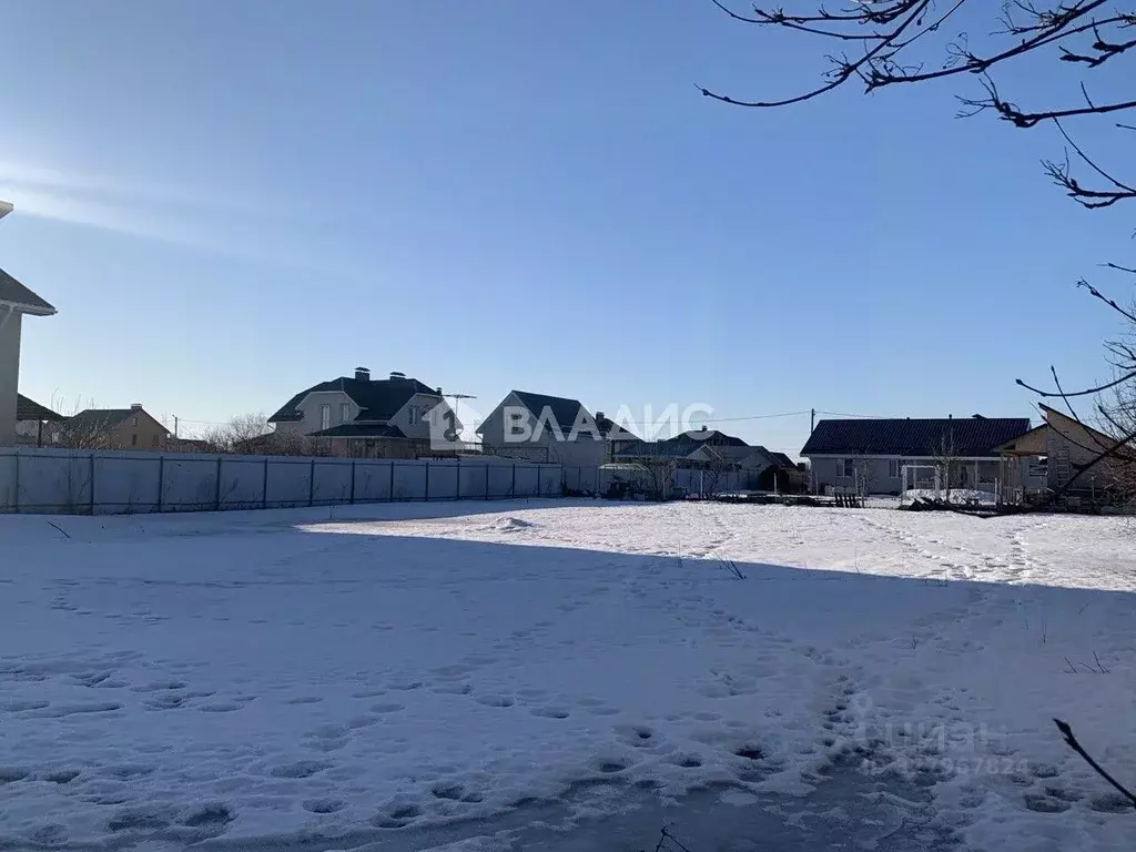 Участок в Воронежская область, Новоусманский район, пос. Отрадное ул. ... - Фото 1