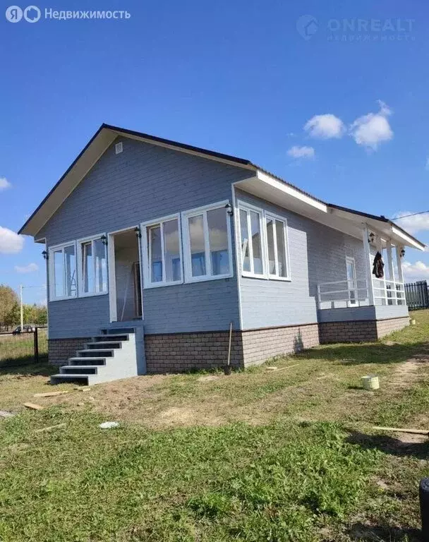 Дом в муниципальное образование Новосельское, село Крутово, Набережная ... - Фото 1