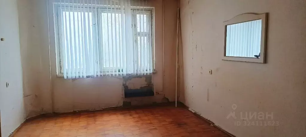 2-к кв. Волгоградская область, Волгоград ул. 8-й Воздушной Армии, 34 ... - Фото 2