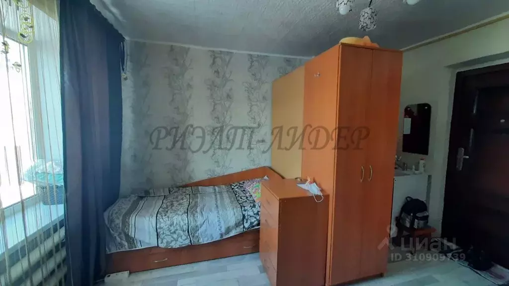 Комната Алтай, Горно-Алтайск ул. Ленина, 14 (12.0 м) - Фото 1