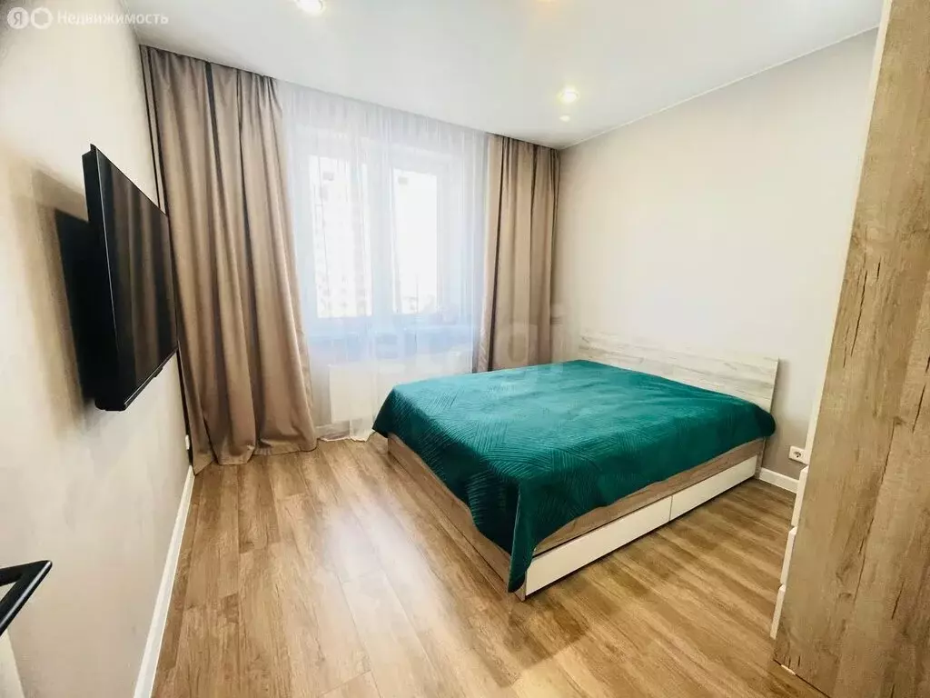 1-комнатная квартира: Тюмень, улица Республики, 204к10 (32.2 м) - Фото 2