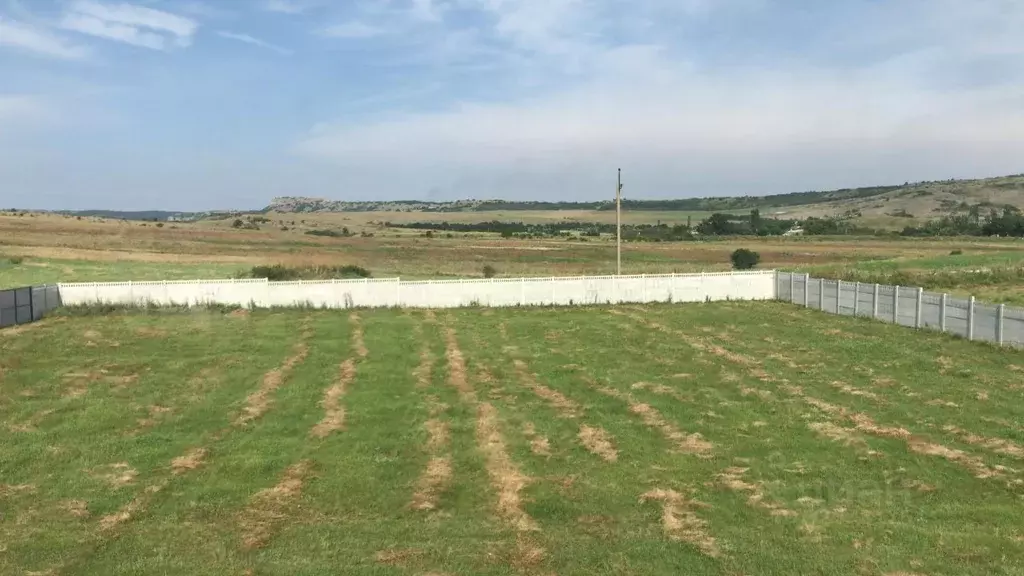 Участок в Крым, Белогорский район, Зеленогорское с/пос, с. Яковлевка ... - Фото 1