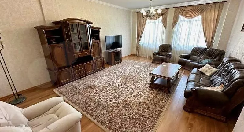 Дом 150 м на участке 10 сот. - Фото 0