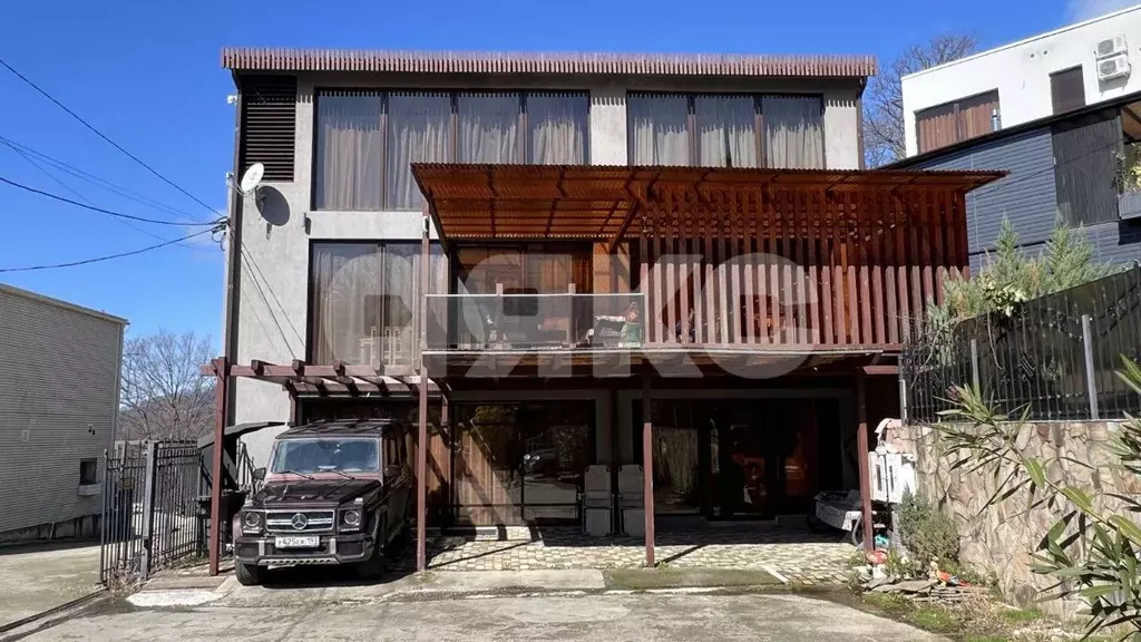 Дом в Краснодарский край, Сочи Каштановая ул., 9 (200 м) - Фото 1