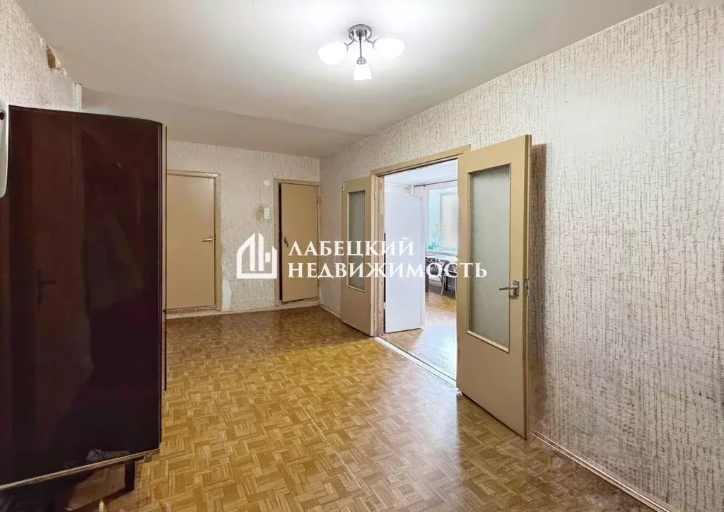 Комната Санкт-Петербург, Санкт-Петербург, Колпино Октябрьская ул., 83 ... - Фото 0