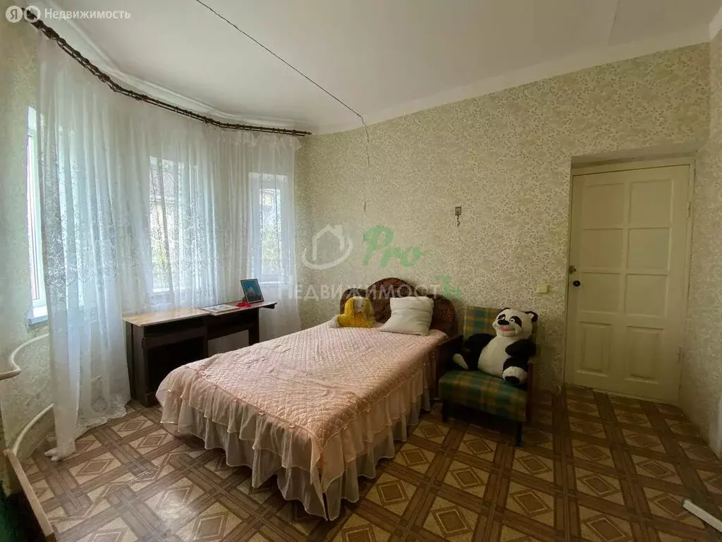 Дом в Александровка, Азовская улица (269 м) - Фото 0