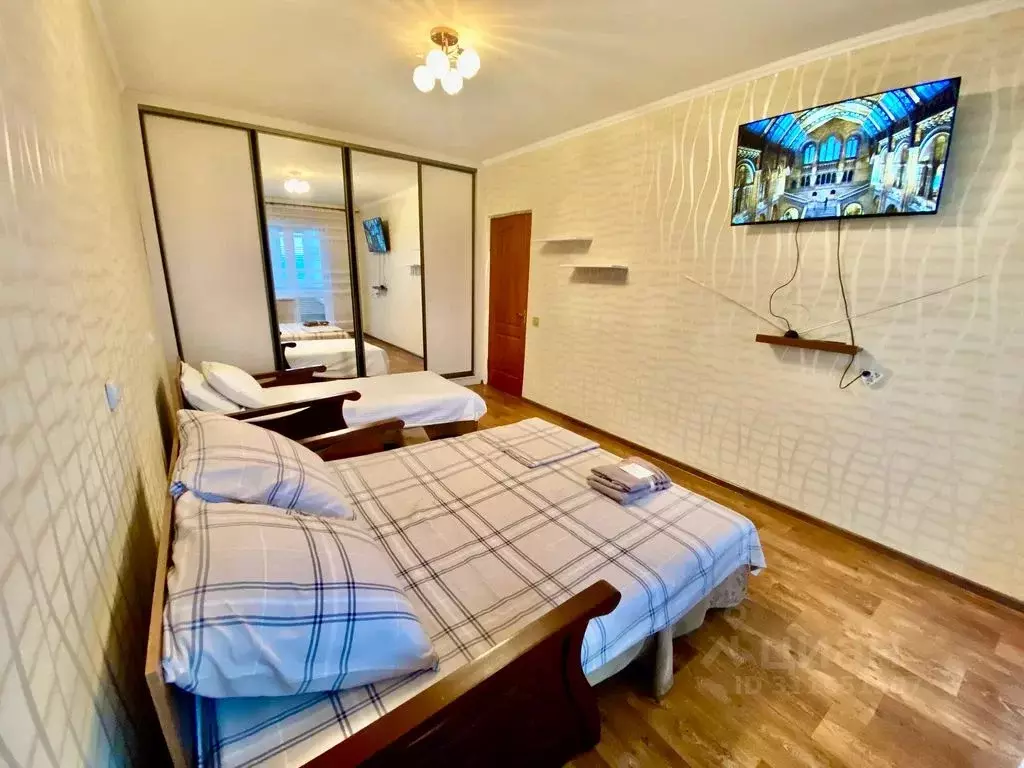 1-к кв. Крым, Симферополь ул. Маршала Жукова, 33 (34.0 м) - Фото 0
