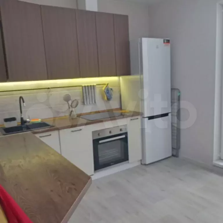 2-к. квартира, 70 м, 7/17 эт. - Фото 0
