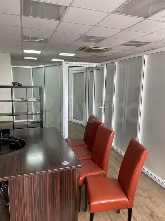 Видовой офис с мебелью, 6 этаж, лифт, 60 м2 - Фото 0