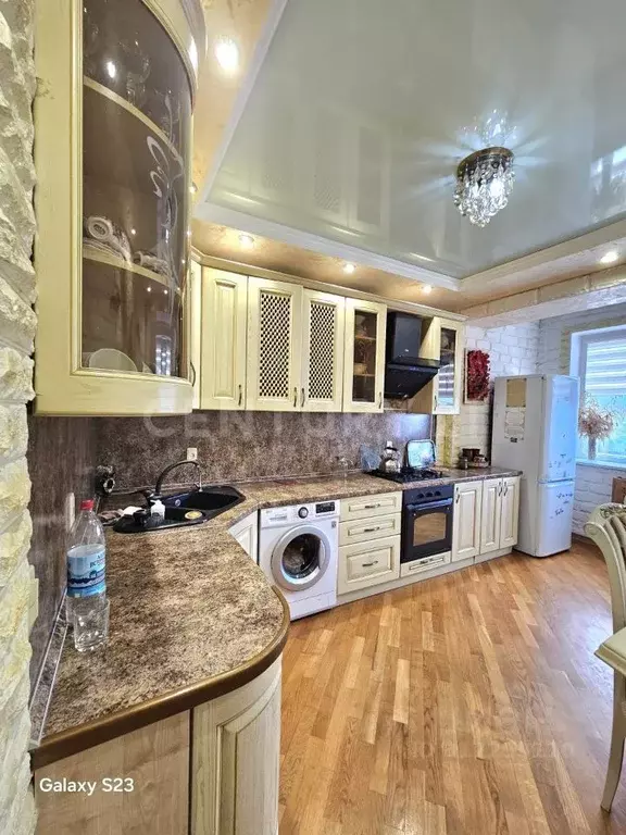 3-к кв. Дагестан, Махачкала ул. Магидова, 115 (110.0 м) - Фото 1
