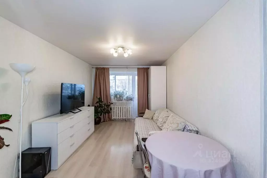 3-к кв. Свердловская область, Среднеуральск Уральская ул., 2 (59.5 м) - Фото 1