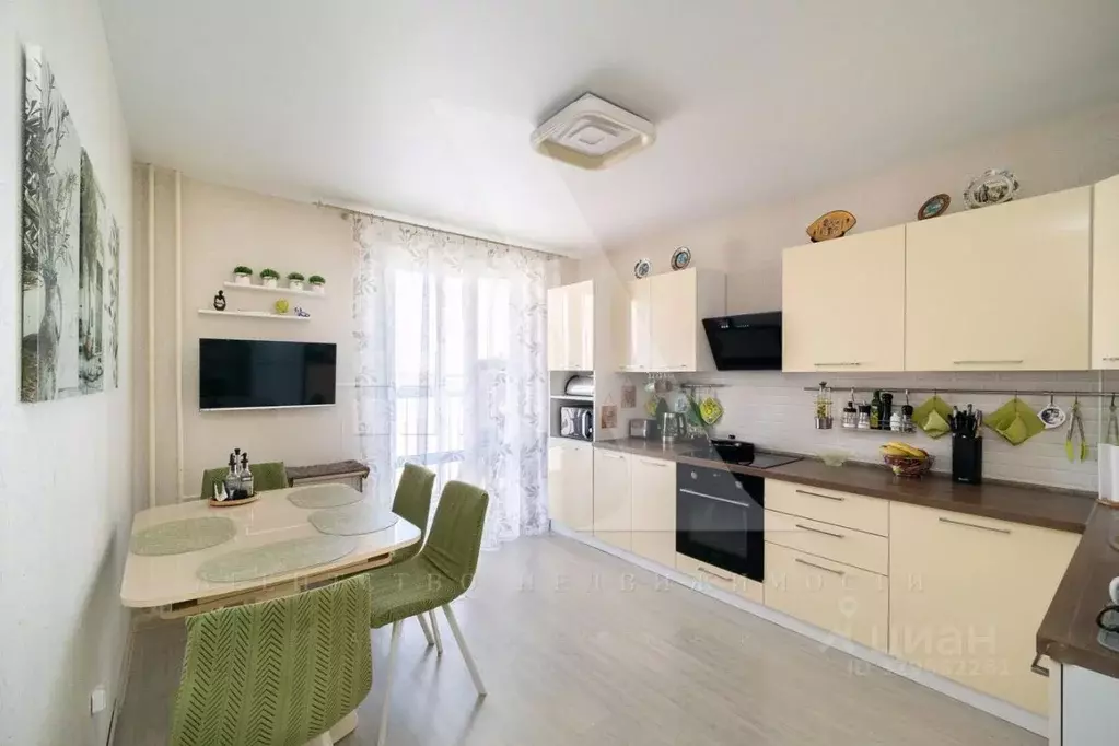 3-к кв. Москва ул. 1-я Нововатутинская, 5 (81.4 м) - Фото 1