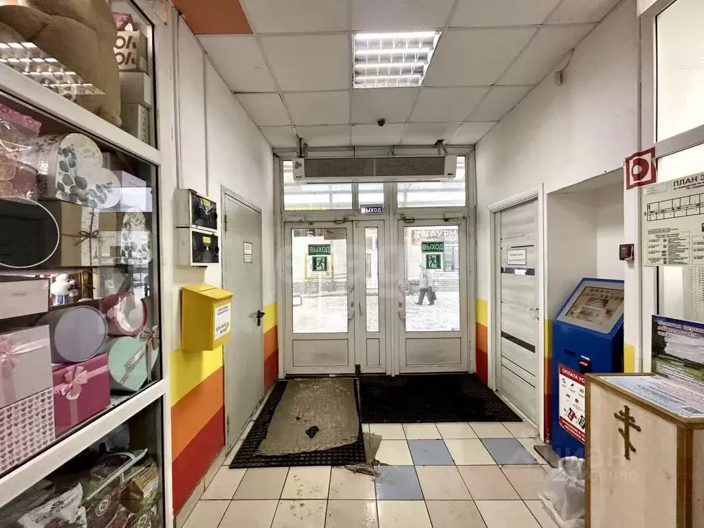 Торговая площадь в Коми, Сыктывкар просп. Бумажников, 36/1к3 (14 м) - Фото 1