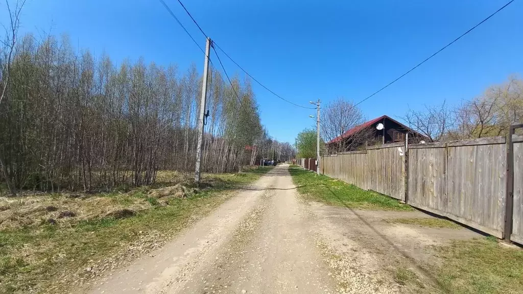 Участок в Калужская область, Боровский муниципальный округ, д. Сатино ... - Фото 1