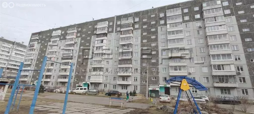 4-комнатная квартира: Красноярск, микрорайон Северный, улица ... - Фото 0