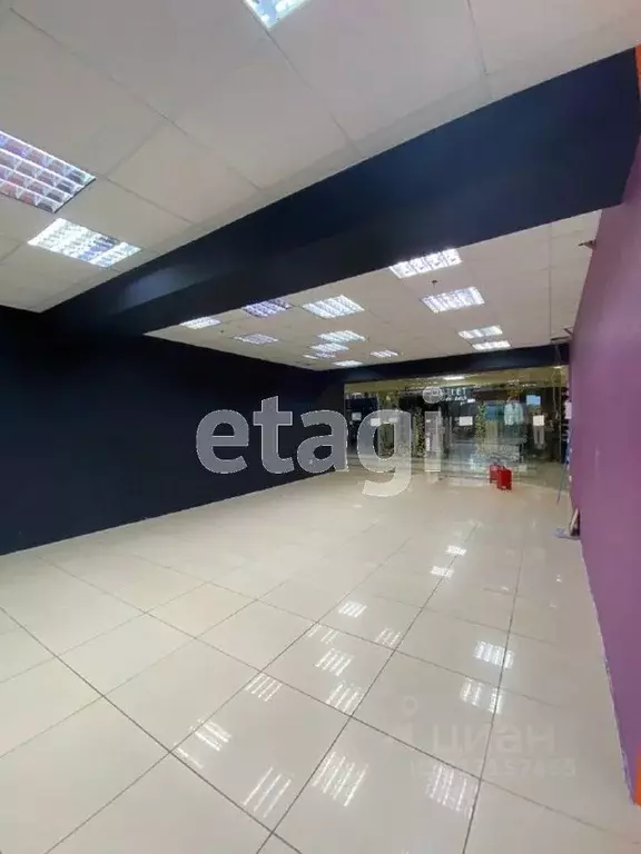 Торговая площадь в Краснодарский край, Ейск ул. Победы (102 м) - Фото 0