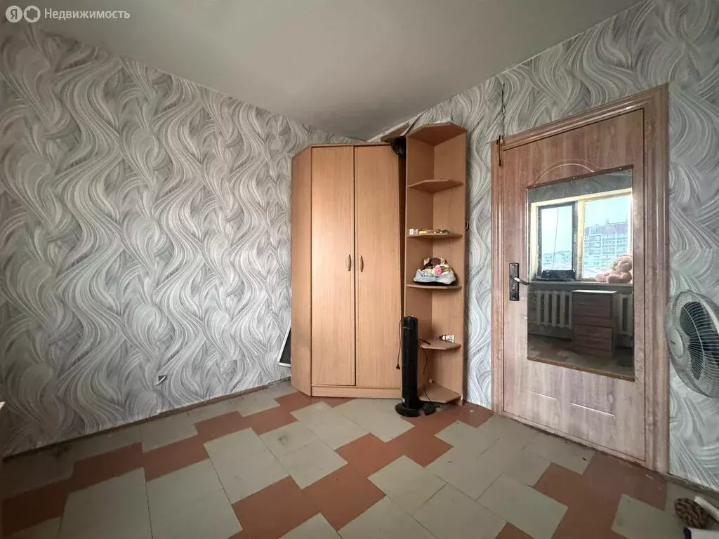 1к в 3-комнатной квартире (9 м) - Фото 1