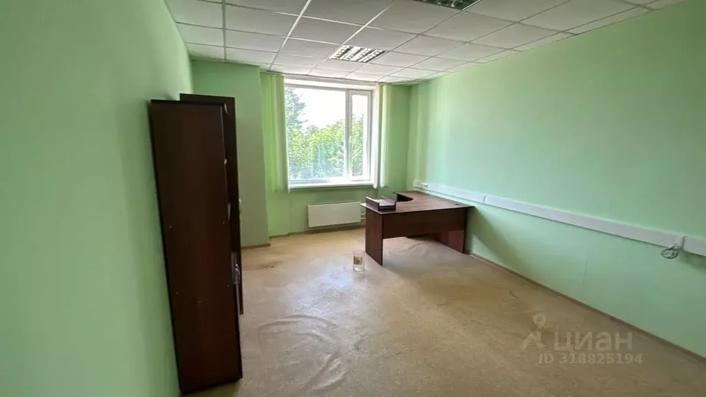 Помещение свободного назначения в Саха (Якутия), Нерюнгри ул. ... - Фото 0