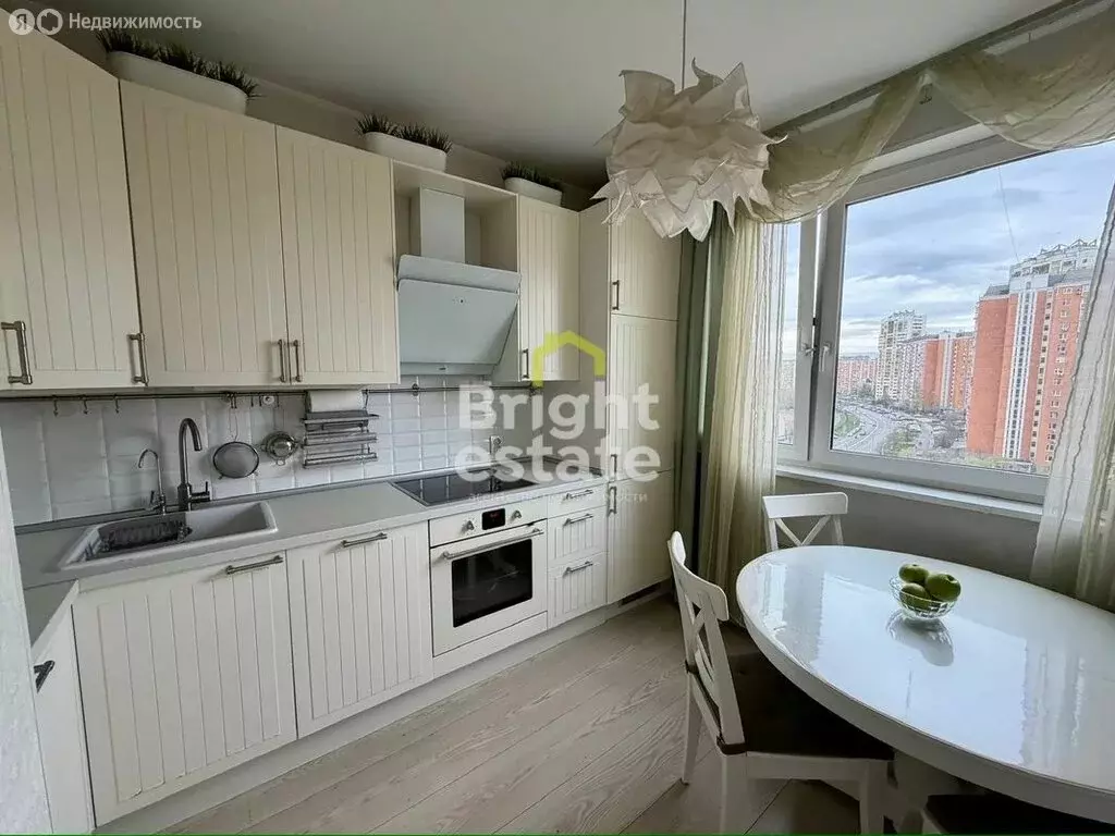 3-комнатная квартира: Москва, Новомарьинская улица, 28 (73.5 м) - Фото 1