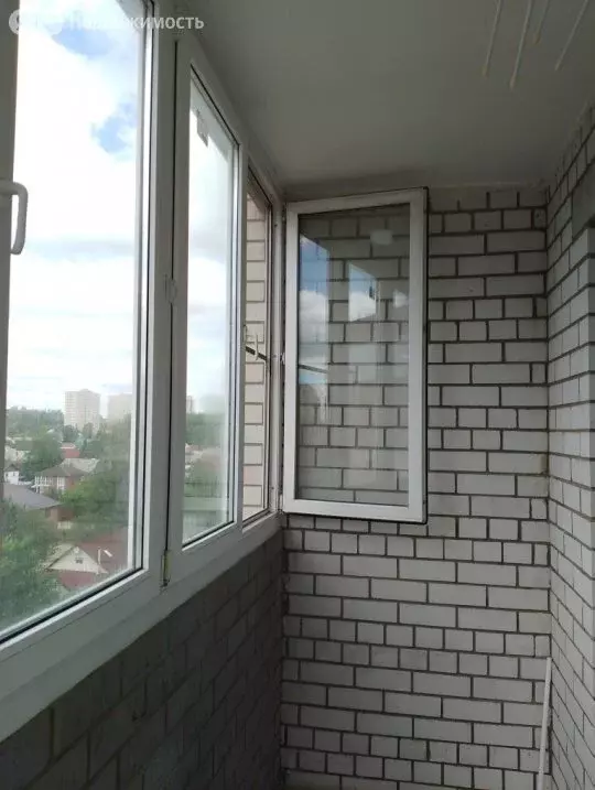 1-комнатная квартира: Ярославль, улица Доронина, 10 (37 м) - Фото 0
