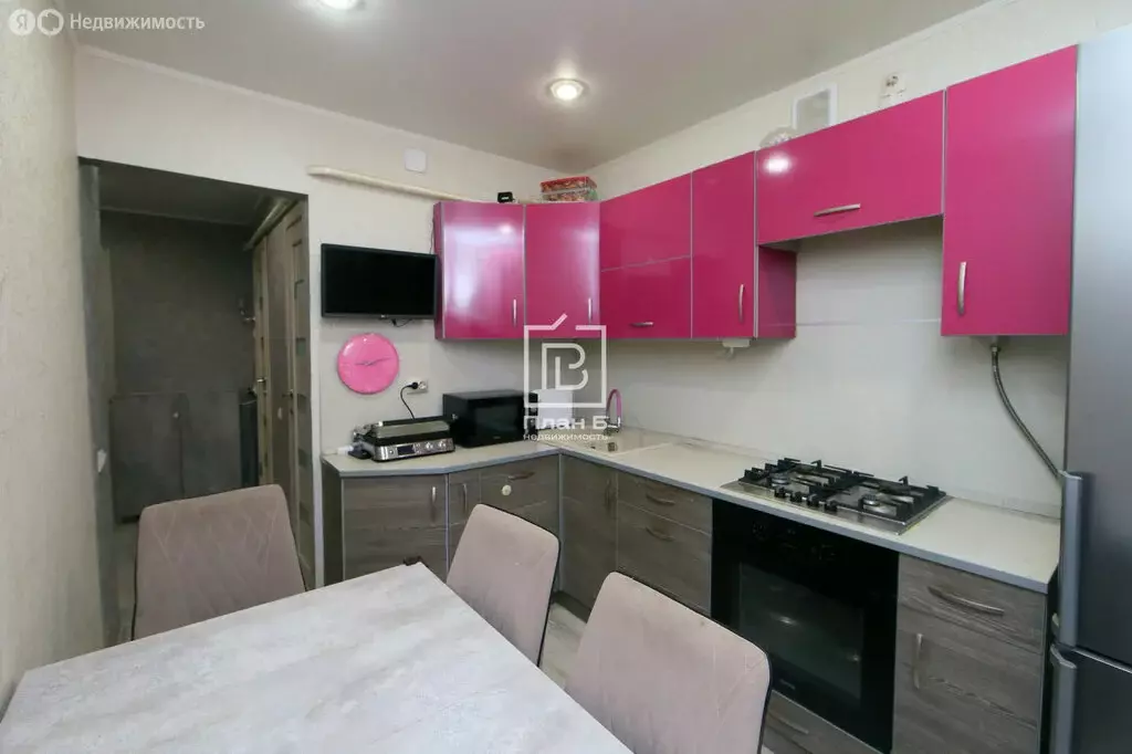 2-комнатная квартира: Калуга, улица Генерала Попова, 18к3 (52.7 м) - Фото 1