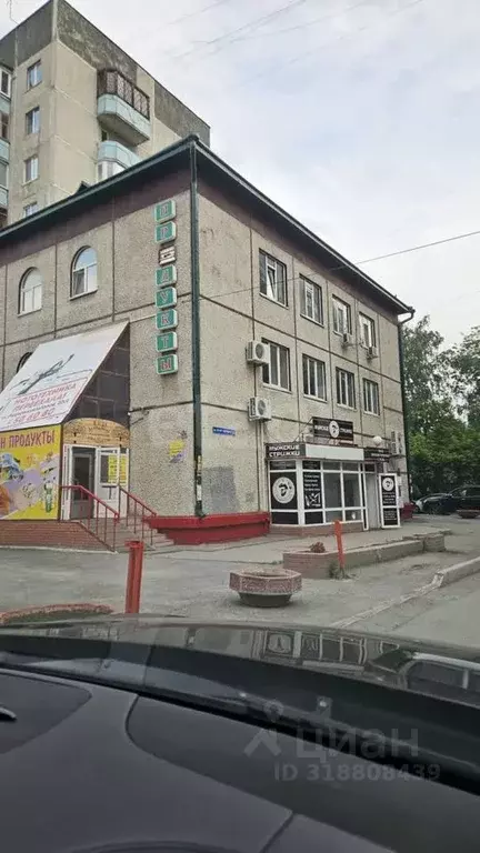 Помещение свободного назначения в Тюменская область, Тюмень ул. 50 лет ... - Фото 0