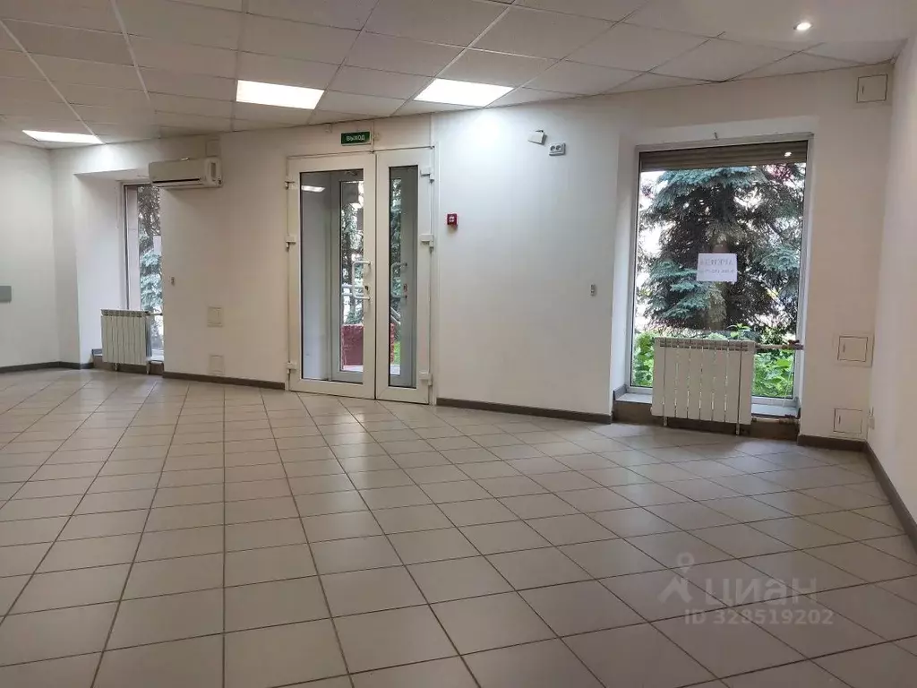 Помещение свободного назначения в Брянская область, Брянск просп. ... - Фото 1