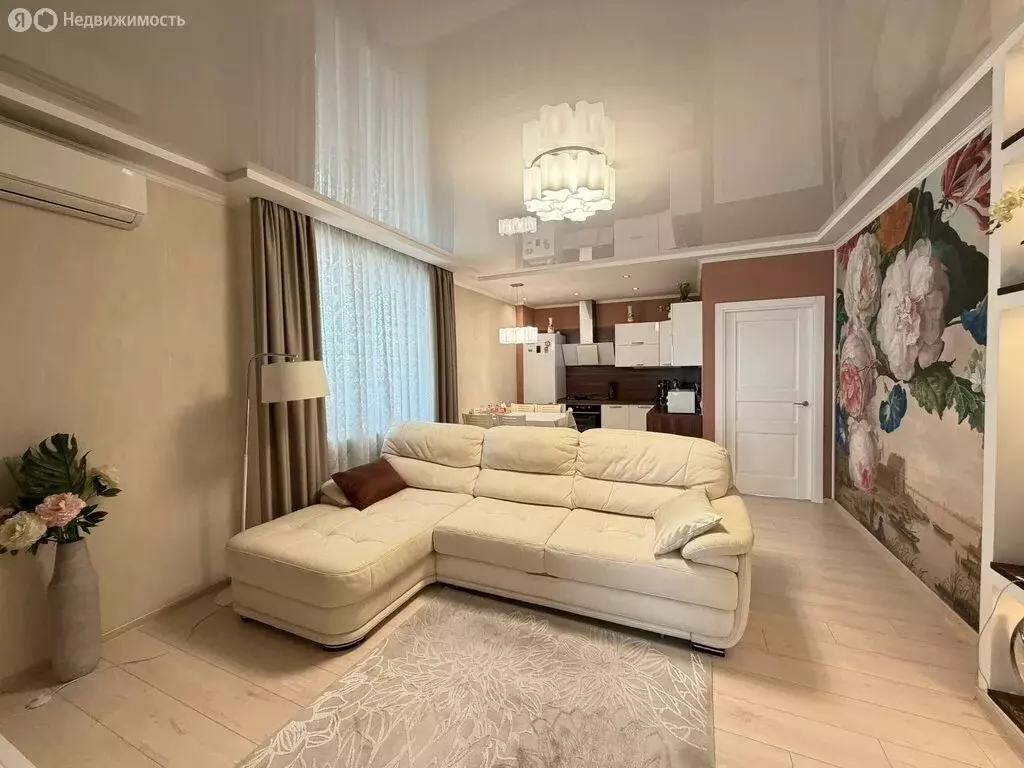 3-комнатная квартира: Уссурийск, улица Чичерина, 124 (59.9 м) - Фото 1