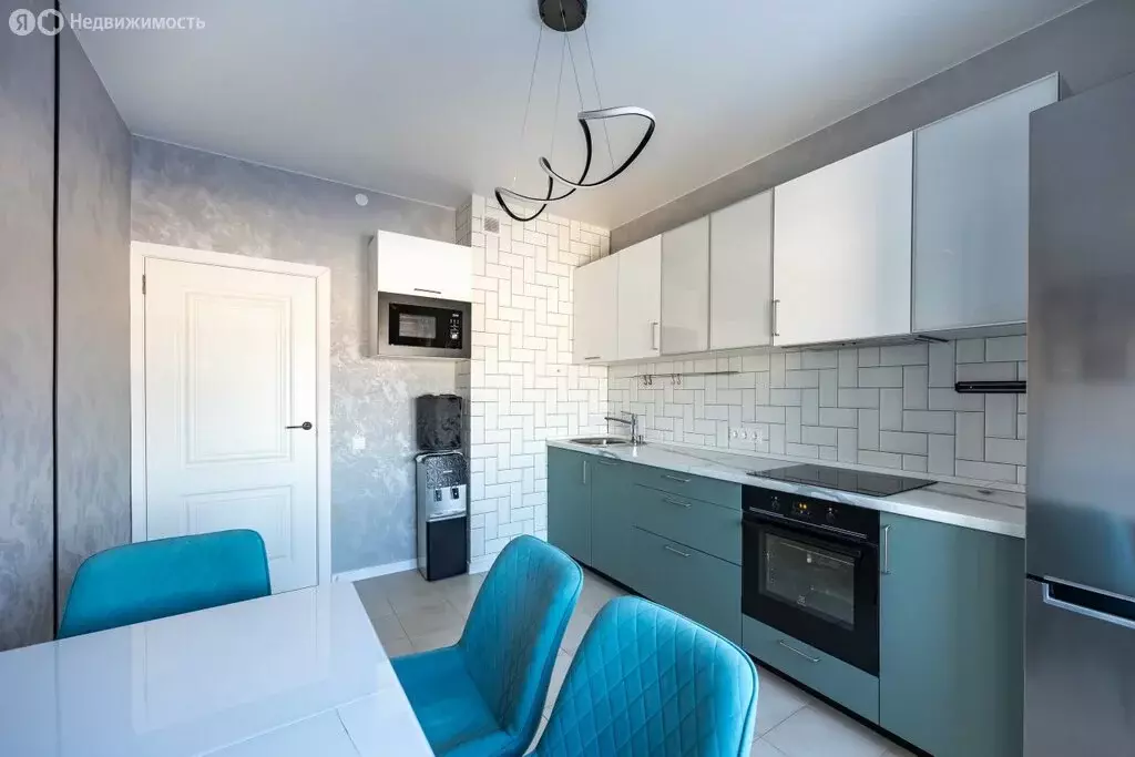 3-комнатная квартира: посёлок городского типа Мисайлово, микрорайон ... - Фото 1