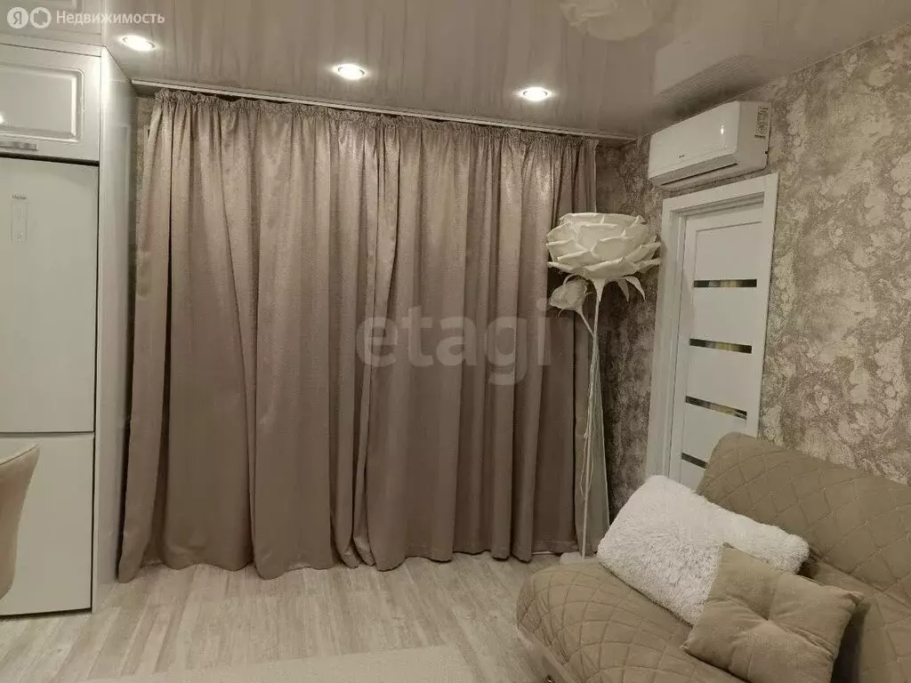 2-комнатная квартира: Тюмень, Стройотрядовская улица, 8 (51 м) - Фото 1