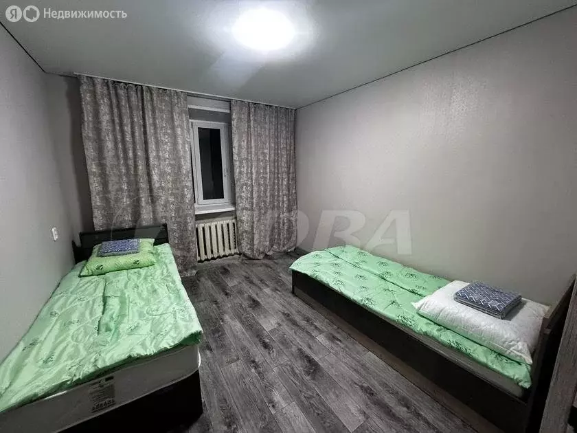 4-комнатная квартира: Тобольск, улица Знаменского, 62А (65 м) - Фото 1