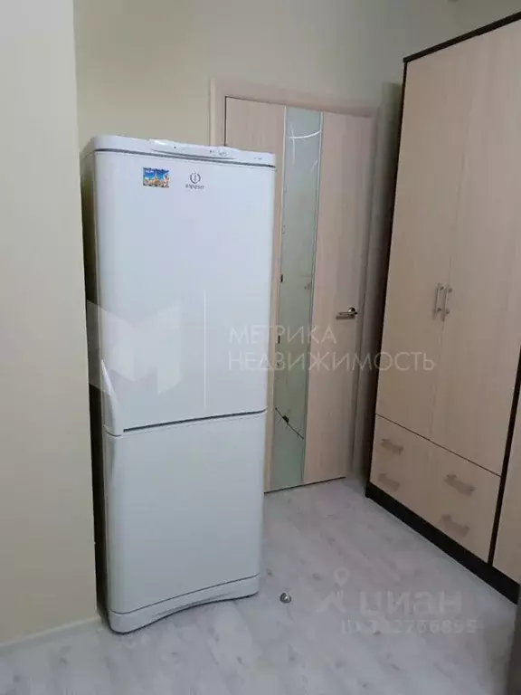 Студия Тюменская область, Тюмень ул. Верхнетарманская, 3 (21.0 м) - Фото 1