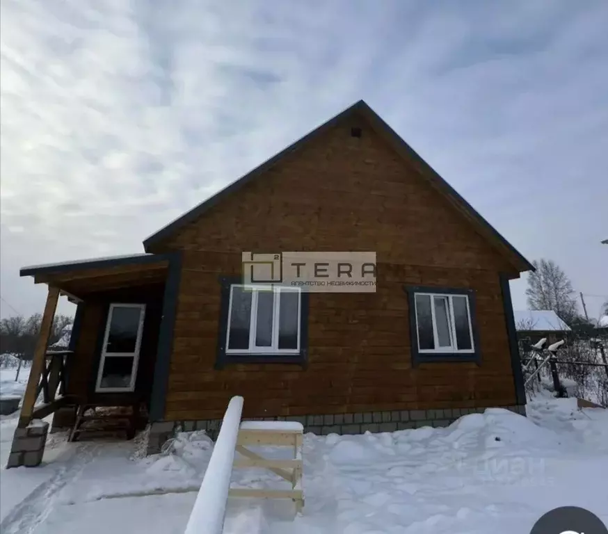 Дом в Башкортостан, Иглинский сельсовет, с. Иглино ул. Якутова (120 м) - Фото 1