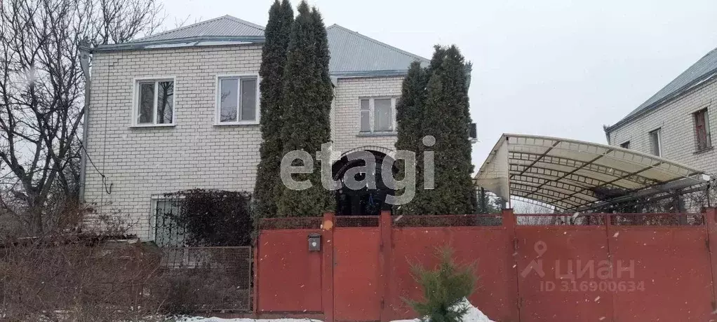 Дом в Белгородская область, Валуйки ул. Толстого, 20 (374 м) - Фото 0