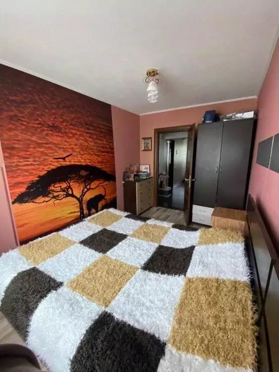 3-к кв. Иркутская область, Шелехов 4-й мкр, 4 (62.2 м) - Фото 1