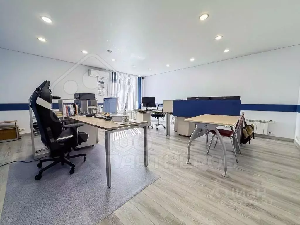 Офис в Иркутская область, Иркутск Дальневосточная ул., 142 (280 м) - Фото 1