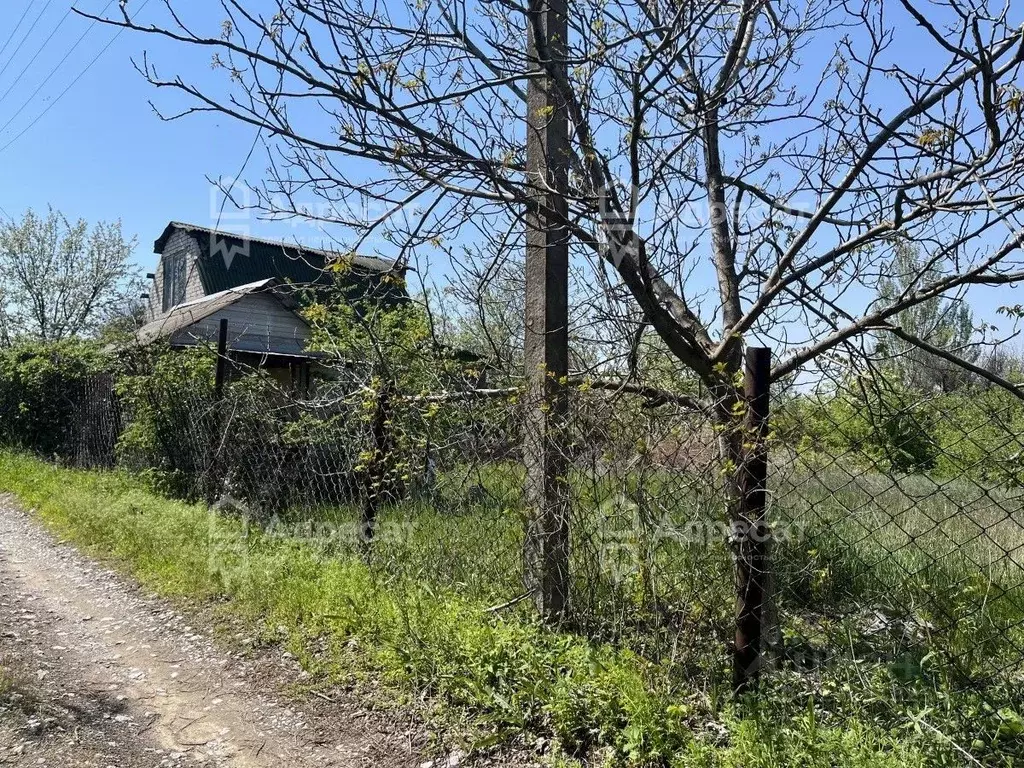 Дом в Волгоградская область, Волгоград Мичуринец СНТ, 11 (20 м) - Фото 1