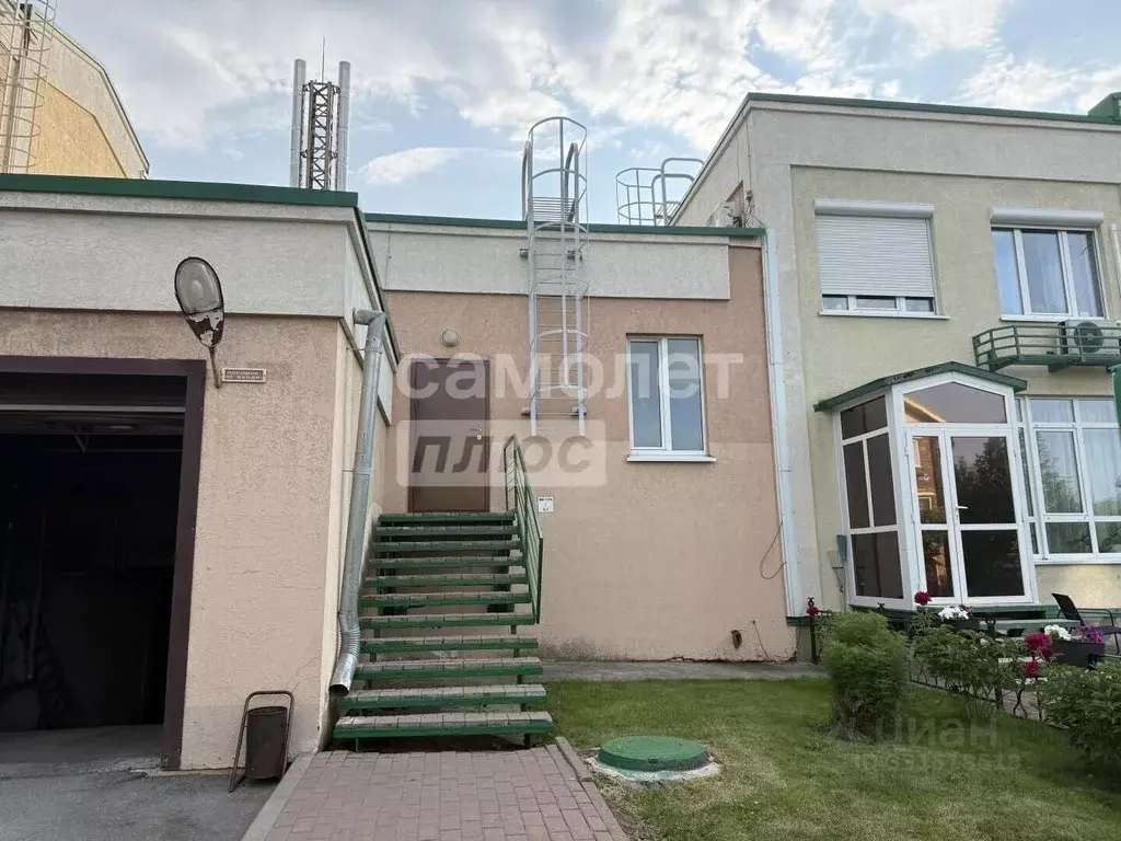 Офис в Кемеровская область, Кемерово Молодежная ул., 9 (26 м) - Фото 1