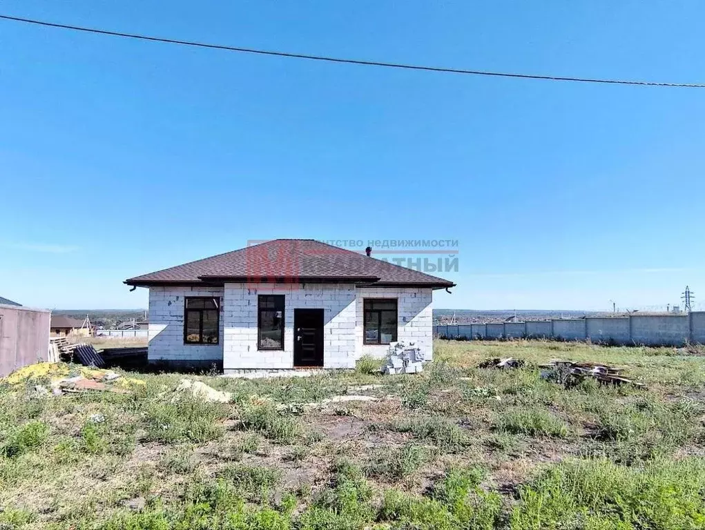 Дом в Белгородская область, Старооскольский городской округ, с. ... - Фото 2