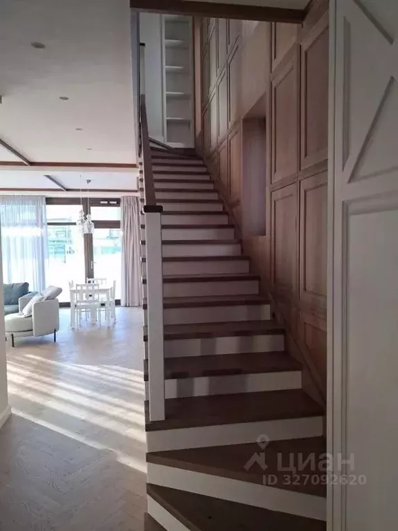 Коттедж в Московская область, Ленинский городской округ, пос. ... - Фото 1