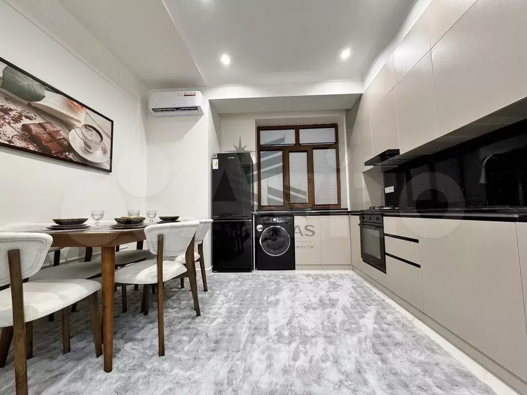 4-к. квартира, 85 м, 5/10 эт. - Фото 0