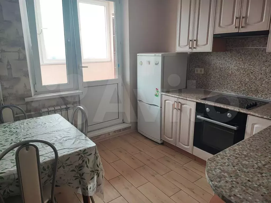 1-к. квартира, 40,7 м, 9/17 эт. - Фото 0