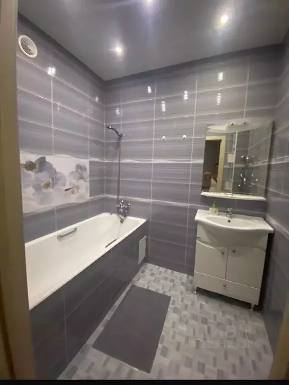 3-к кв. Алтайский край, Барнаул тракт Змеиногорский, 104П/11 (100.0 м) - Фото 1